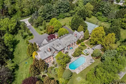 35 Applegreen Drive, Old Westbury, NY 11568 - Photo 1