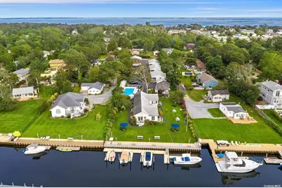 16 Penny Lane, Hampton Bays, NY 11946 - Photo 1
