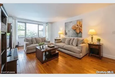 70-25 Yellowstone Boulevard #2T, Forest Hills, NY 11375 - Photo 1