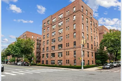 67-71 Yellowstone Boulevard #5 L, Forest Hills, NY 11375 - Photo 1
