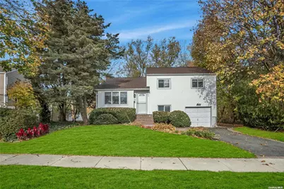 43 Briarwood Lane, Plainview, NY 11803 - Photo 1