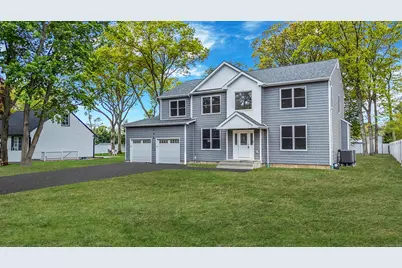 146 Walter Avenue, Hauppauge, NY 11788 - Photo 1