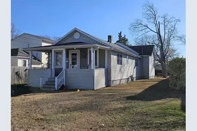 30 Park Street, Blue Point, NY 11715 - Photo 1