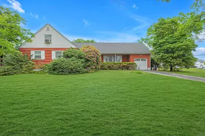 1519 Saint Louis Avenue, Bay Shore, NY 11706 - Photo 1