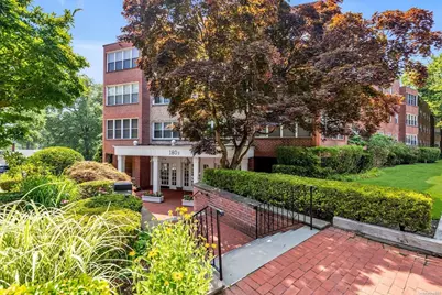 180 S Middle Neck Road #3F, Great Neck, NY 11021 - Photo 1