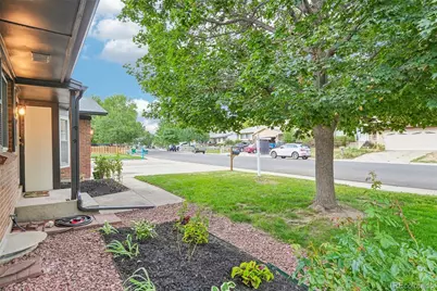 17163 E Brown Circle, Aurora, CO 80013 - Photo 2