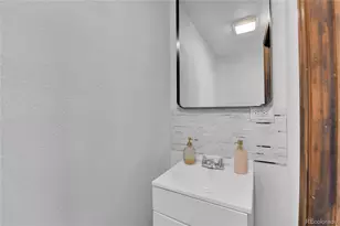 1323 S Idalia St, Aurora, CO 80017 - Photo 12