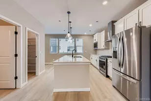 9625 Browns Peak Cir, Littleton, CO 80125 - Photo 6