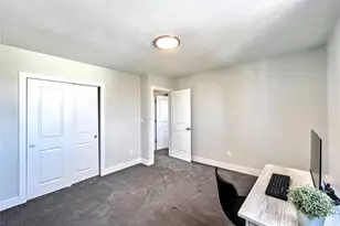 1828 S Idalia St, Aurora, CO 80017 - Photo 12