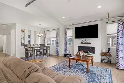 19596 E Sunset Circle, Centennial, CO 80015 - Photo 6