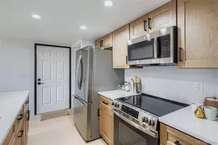 9662 Brentwood Way, Broomfield, CO 80021 - Photo 10