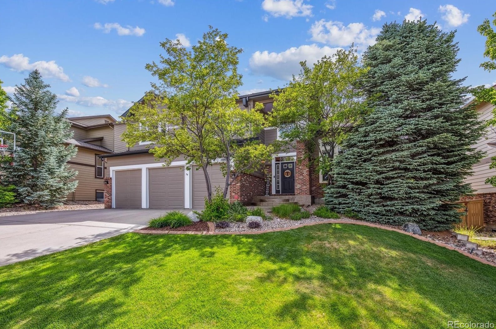 10695 Addison Ct, Littleton, CO 80126-8038