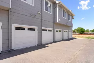 1039 S Walden Way, Aurora, CO 80017 - Photo 4
