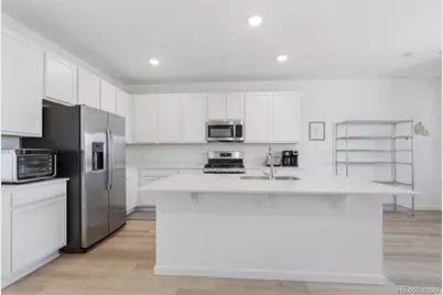 9051 Telluride Court, Commerce City, CO 80022 - Photo 10