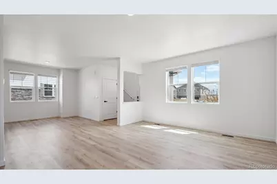 668 N Ukraine Street, Aurora, CO 80018 - Photo 18