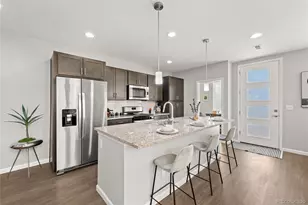 5381 E 63rd Pl, Commerce City, CO 80022 - Photo 8