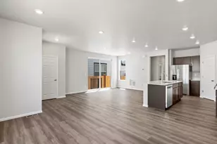 22460 E 8th Ave, Aurora, CO 80018 - Photo 4