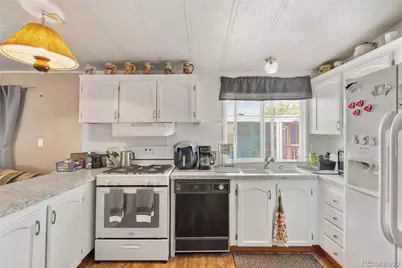 205 N Murray Boulevard, Colorado Springs, CO 80916 - Photo 10