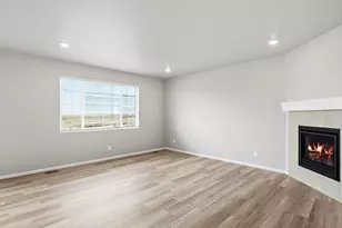 8927 Salida St, Commerce City, CO 80022 - Photo 8