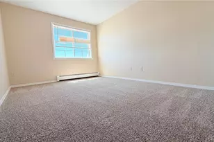 1064 Chambers Ct, Aurora, CO 80011 - Photo 8