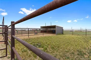 1050 S Manila Rd, Bennett, CO 80102 - Photo 38