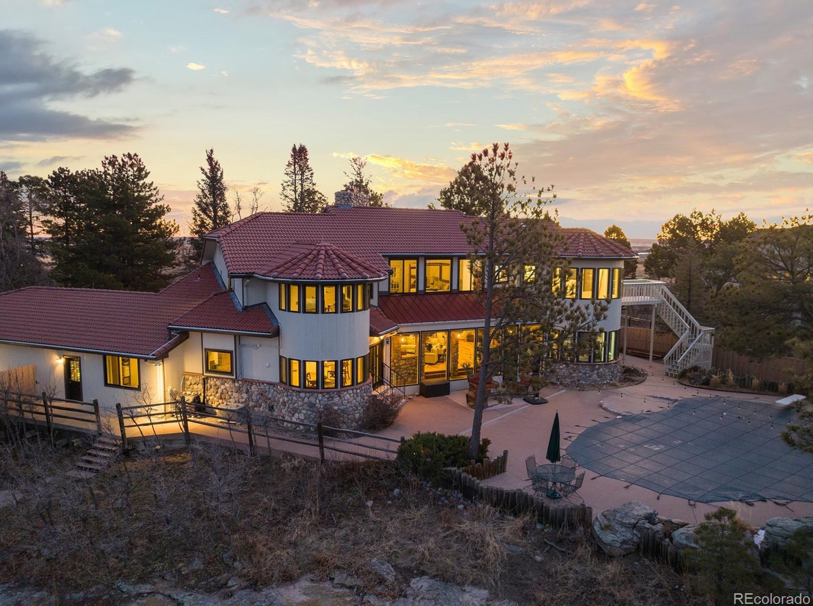 4925 Mesa Dr, Castle Rock CO  80108-9358 exterior