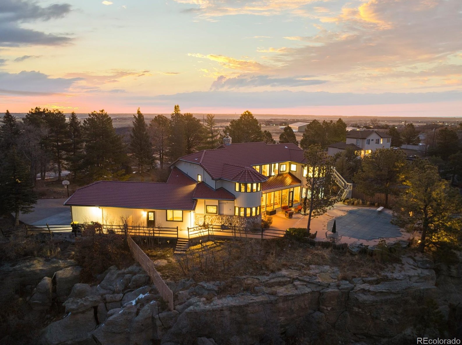 4925 Mesa Dr, Castle Rock CO  80108-9358 exterior