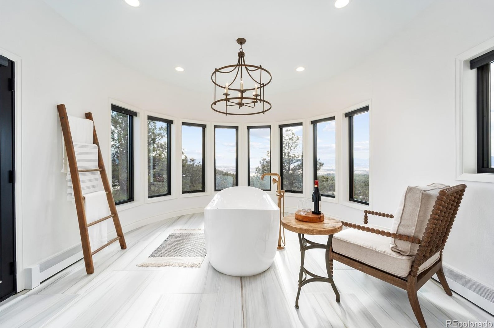 4925 Mesa Dr, Castle Rock CO  80108-9358 exterior