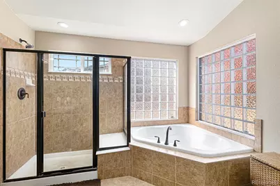 24488 E Belleview Place, Aurora, CO 80016 - Photo 22