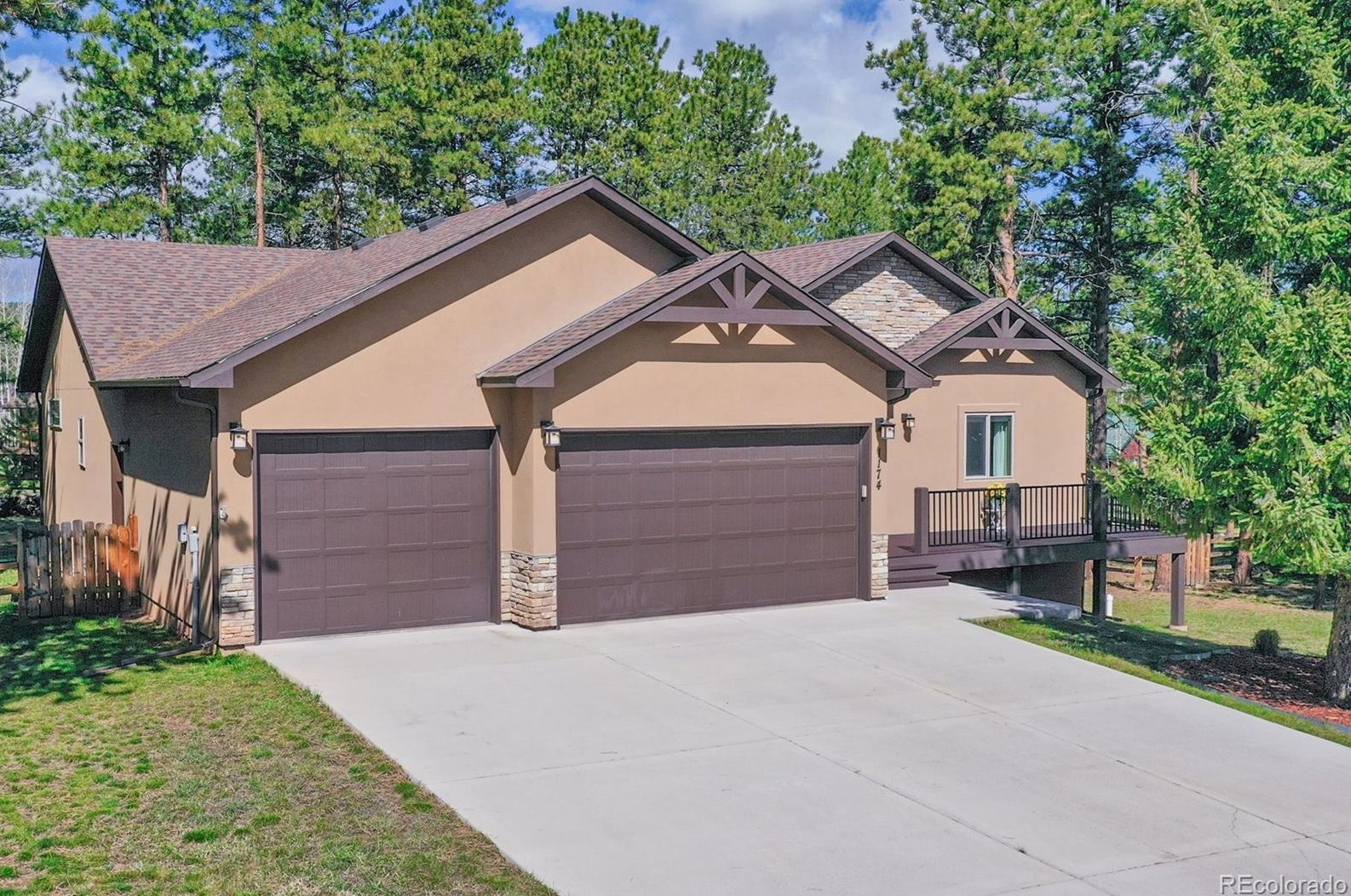 1174 Ptarmigan Dr, Woodland Park CO 80863-8005 exterior