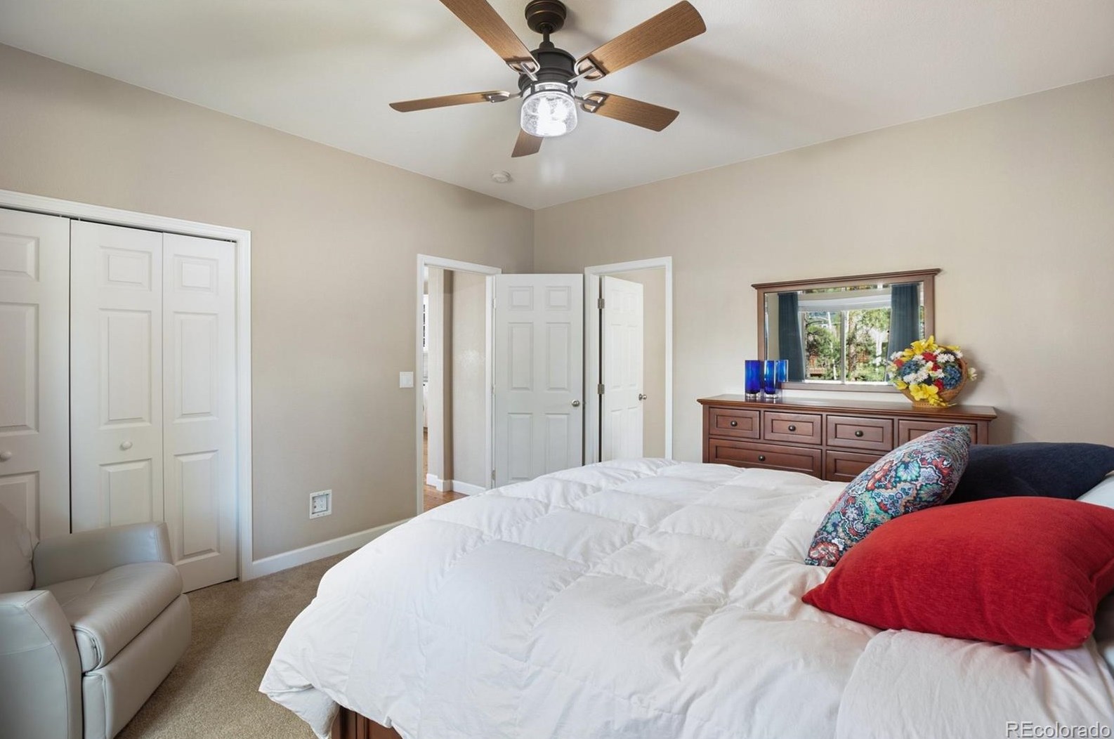 1174 Ptarmigan Dr, Woodland Park CO 80863-8005 exterior