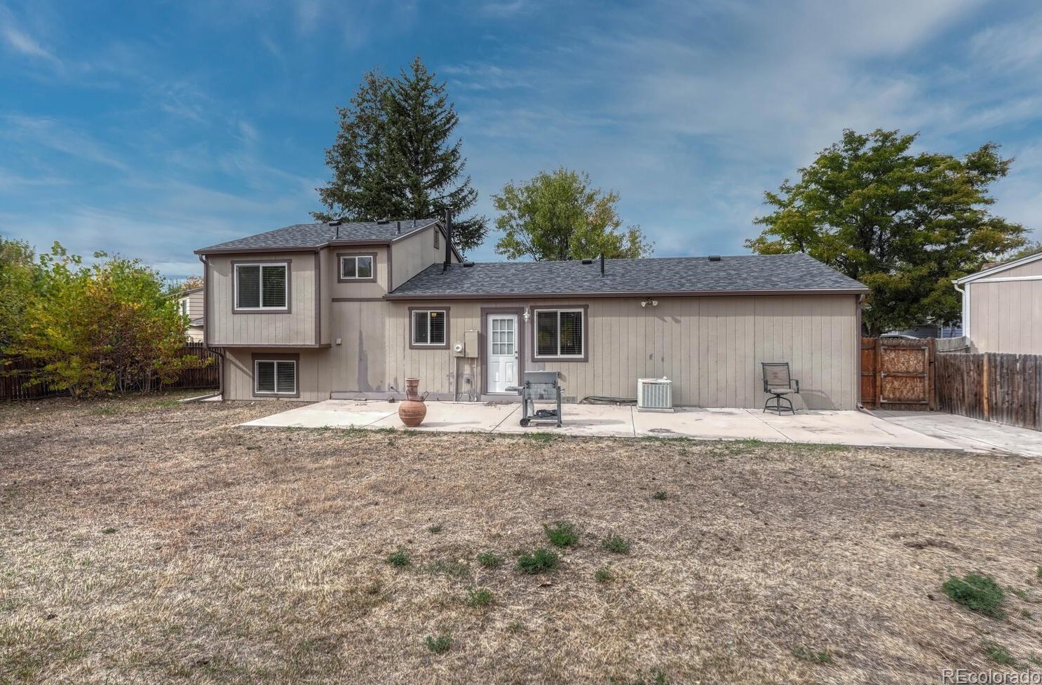 17870 Princeton Pl, Denver CO  80013-3331 exterior