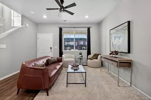 6128 N Lisbon St, Aurora, CO 80019 - Photo 8