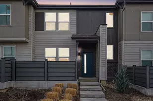 6613 N Ceylon St, Denver, CO 80249 - Photo 2