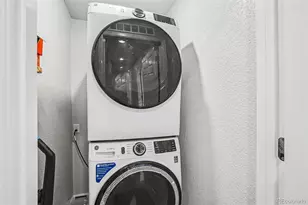 6613 N Ceylon St, Denver, CO 80249 - Photo 20