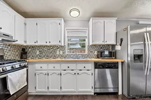 213 Versailles St, Lochbuie, CO 80603 - Photo 4