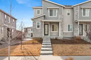 27436 E Archer Ave, Aurora, CO 80018 - Photo 2