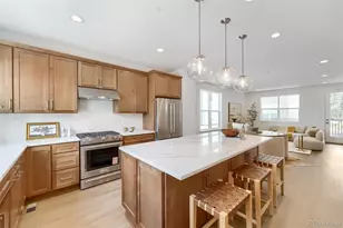 11002 E Hinsdale Cir, Centennial, CO 80112 - Photo 2