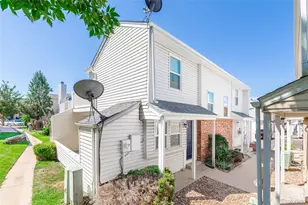 972 S Pitkin Ct, Aurora, CO 80017 - Photo 1