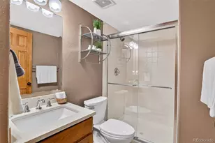 9234 W Hinsdale Pl, Littleton, CO 80128 - Photo 46