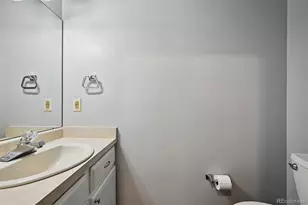 844 S Joplin Cir, Aurora, CO 80017 - Photo 16