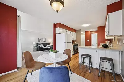 844 S Joplin Circle, Aurora, CO 80017 - Photo 10