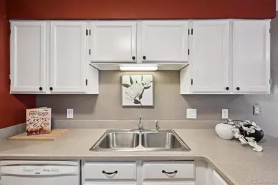 844 S Joplin Circle, Aurora, CO 80017 - Photo 14