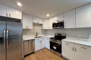 5564 Xapary Way, Denver, CO 80239 - Photo 6