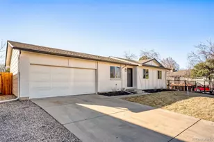1529 S Nucla St, Aurora, CO 80017 - Photo 2