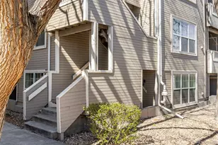 5702 W Asbury Pl, Lakewood, CO 80227 - Photo 2