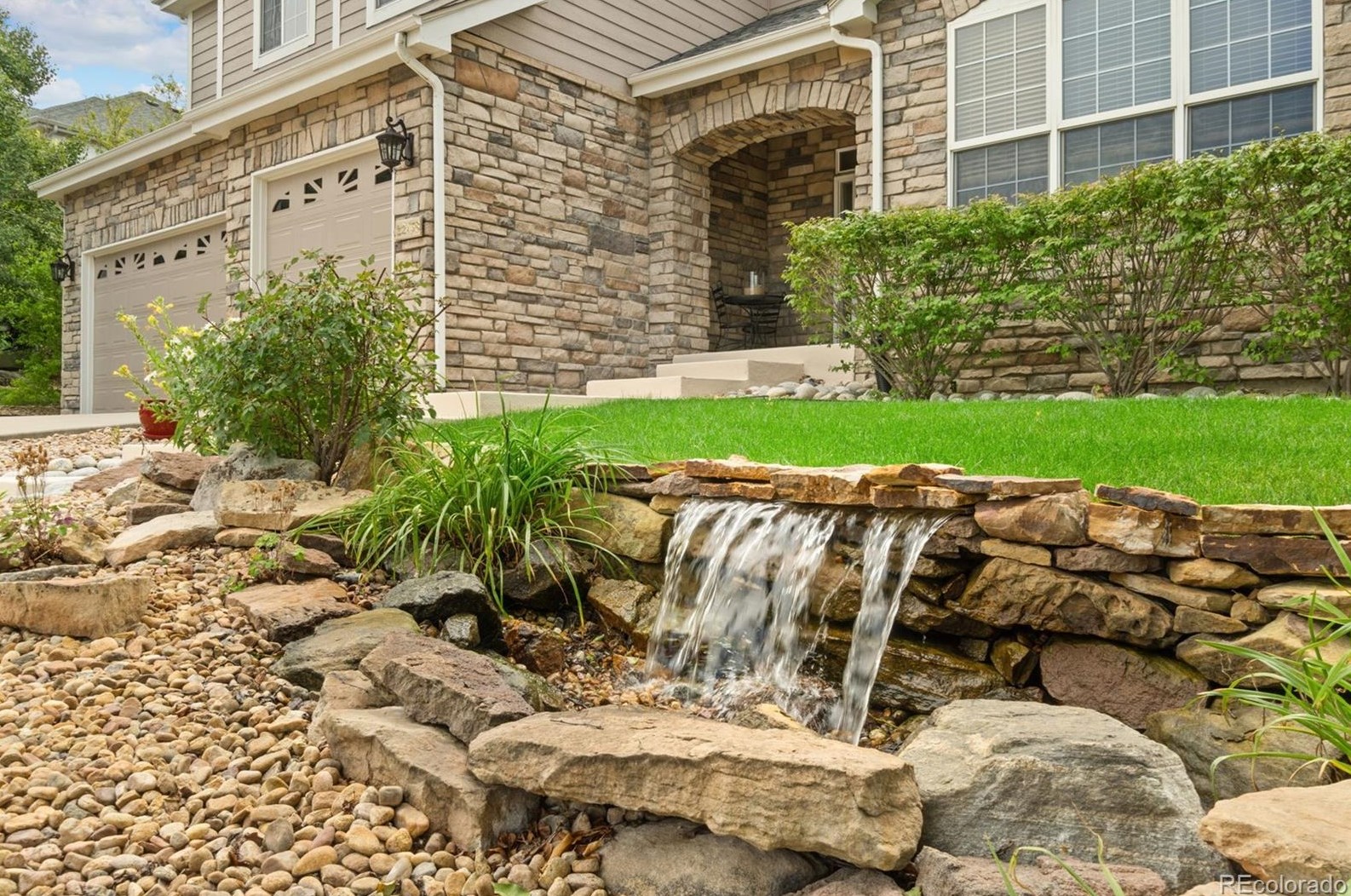 22138 E Hoover Dr, Aurora, CO 80016