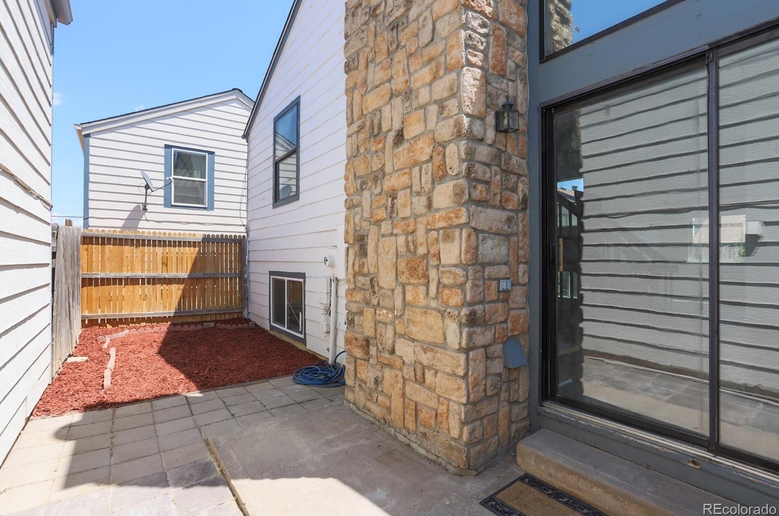 992 Zeno Way, Aurora CO  80017-3393 exterior