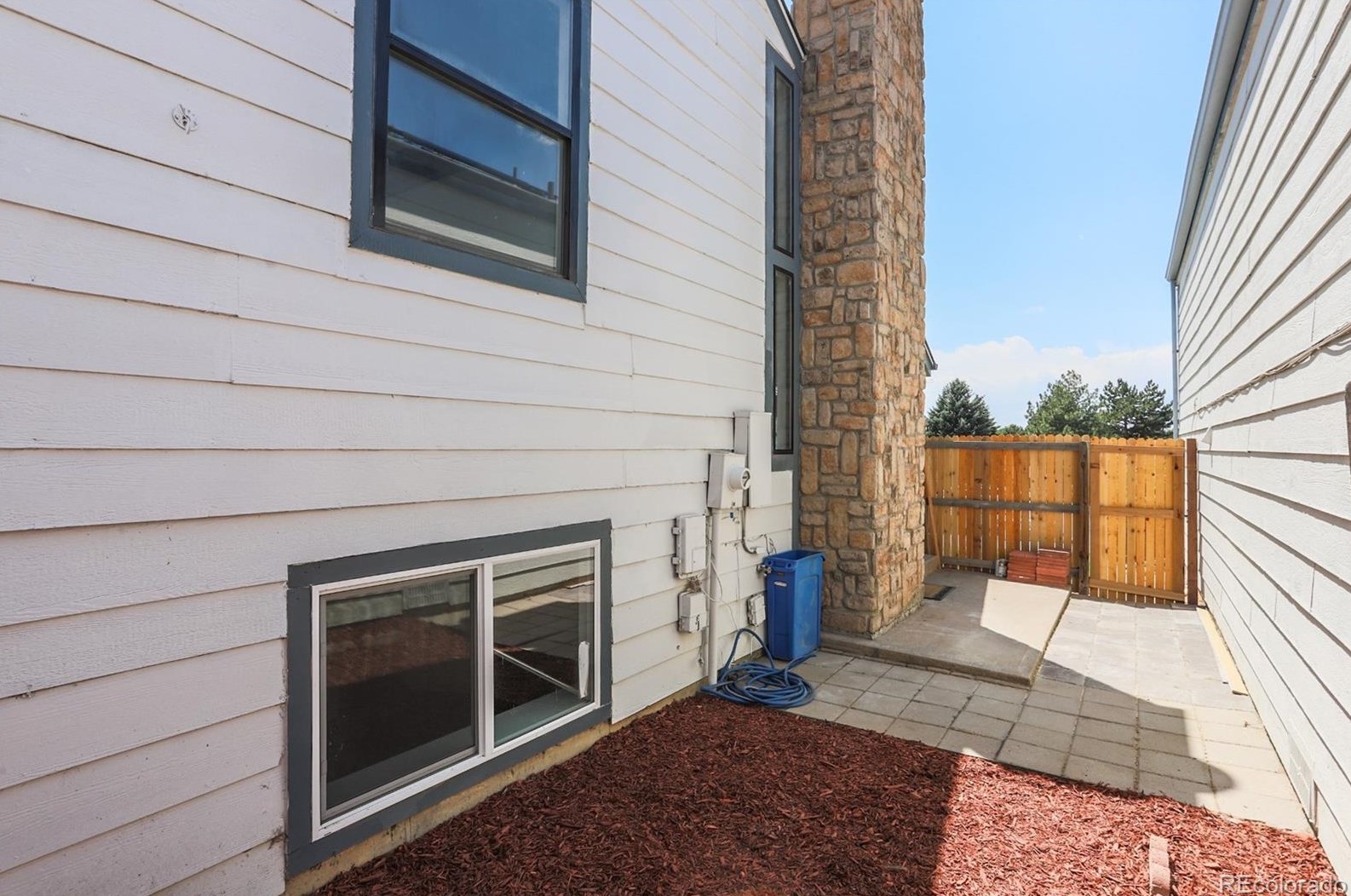 992 Zeno Way, Aurora CO  80017-3393 exterior