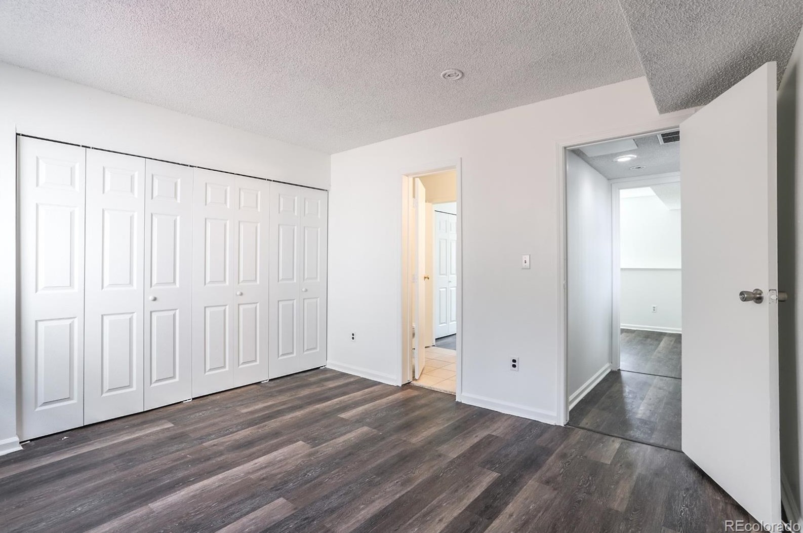 992 Zeno Way, Aurora CO  80017-3393 exterior